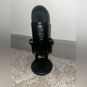 Yeti Black USB Microphone